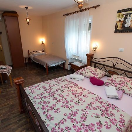 Apartma In Sobe Pilih Vipava Extérieur photo