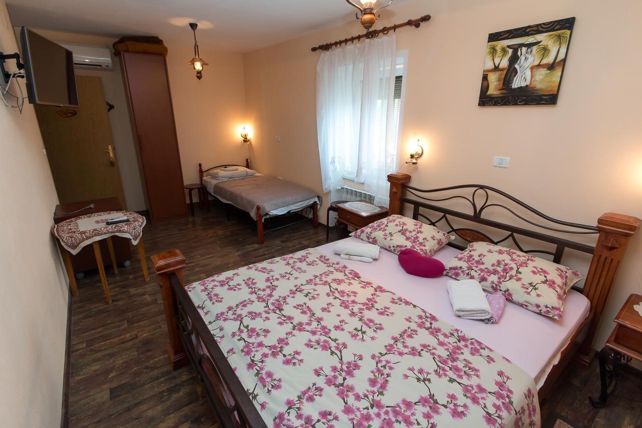 Apartma In Sobe Pilih Vipava Extérieur photo